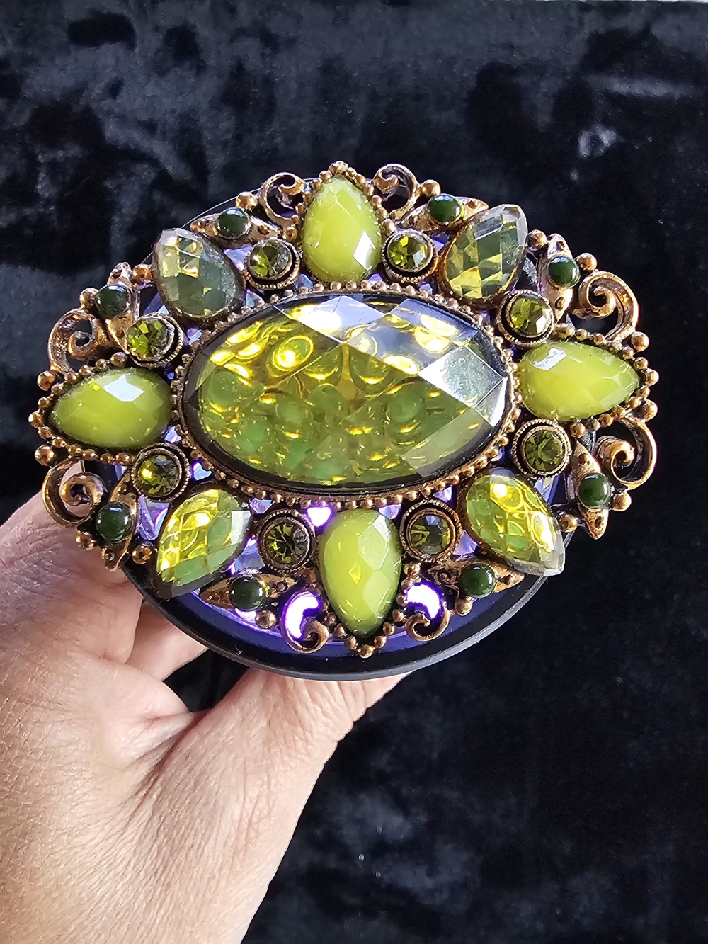 Vintage 1950s Glass Brooch UV Glow Green Rhinestone Victorian Style